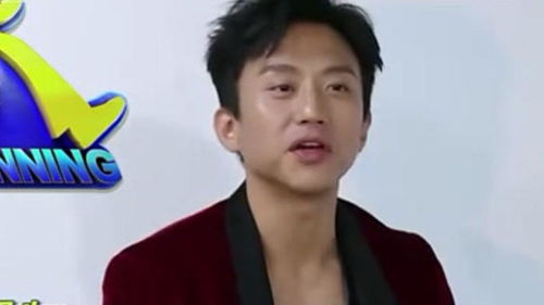 热巴提及邓超采访画面