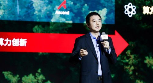 邓泰华首秀！智元机器人融资、上市及场景落地的雄心壮志