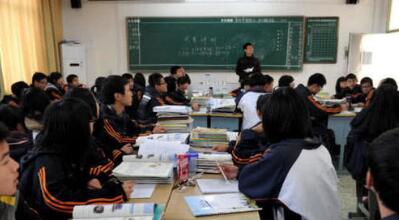 不同学段学生上课情况