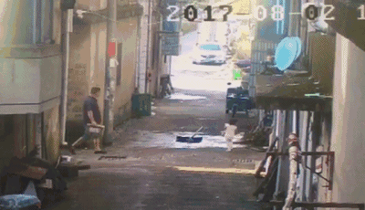 2岁女童家门口神秘消失，1公里外惊现踪迹