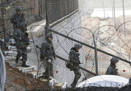韩国士兵在边境巡逻