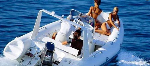 游轮上休闲时光