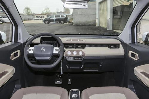 带有9英寸中控屏的奇瑞QQ冰淇淋205圣代版内饰