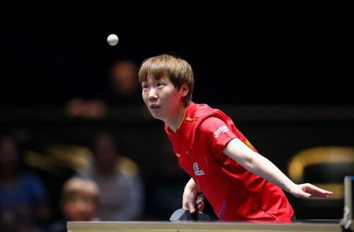 林诗栋与莫雷加德在赛场上激烈交锋的画面