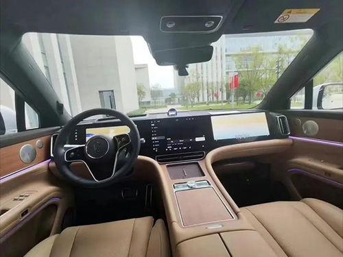 问界M8纯电版内饰