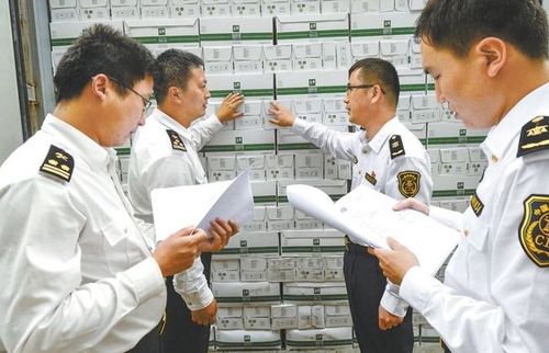 海关拦截海量假LABUBU，背后故事引人深思！