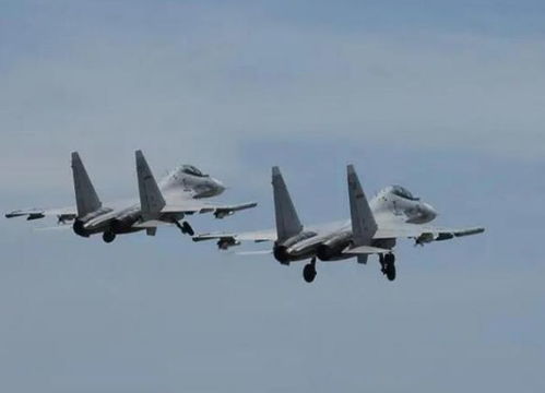 越南国庆80周年阅兵空中彩排：第一视角领略31架军机飞越广场震撼瞬间