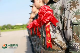 阅兵场上的女教头：她的飒爽英姿令人瞩目