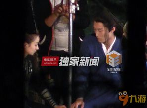 刘浩存和宋威龙认真对戏