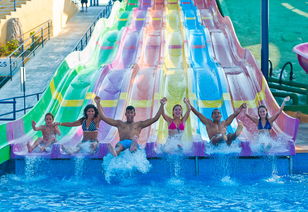 水上乐园事故现场