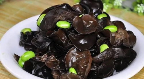 辟谣：食用泡发木耳中毒死亡？真相在此！