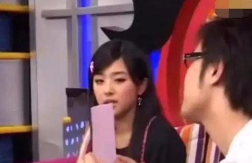 张含韵参加节目的照片