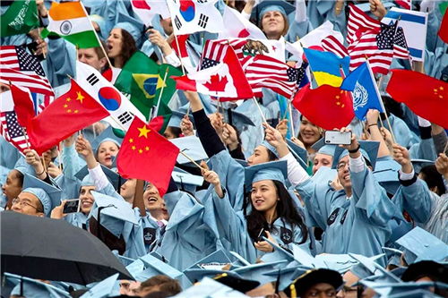 中美留学风波再起，中方强硬回应特朗普欢迎留学生的表态