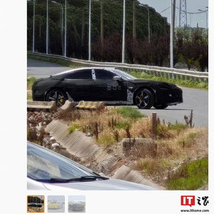 路测中的小米伪装车