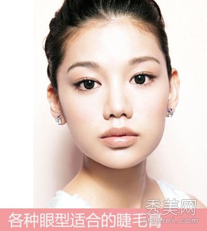 老爸评测假睫毛胶水，背后真相令人震惊！