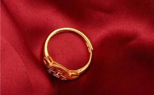 老庙黄金致歉背后：金价波动下的品牌危机应对