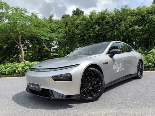 全新小鹏P7上市啦！21.98万起，造型酷炫驾控佳