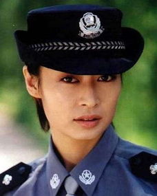 阅兵场上的‘花木兰’：又美又飒的巾帼风采