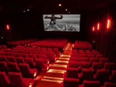 吴京新作《再见，坏蛋》遇冷背后的故事