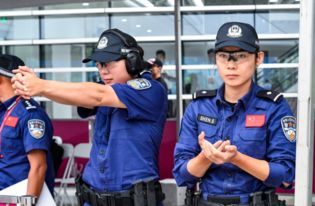 IG零封BLG shy哥笑容满面，赛场精彩瞬间回顾