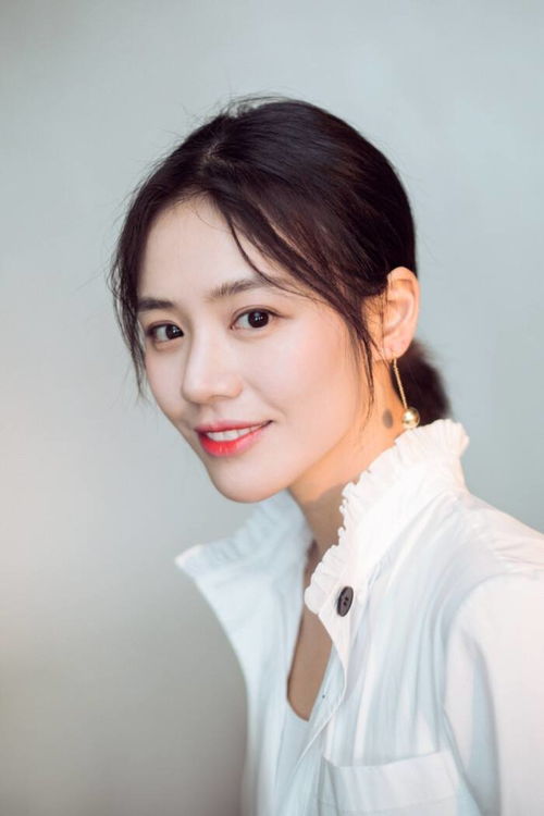 马思纯在节目中做决定的场景