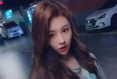 抖音妆容大揭秘：从模仿者到创意达人