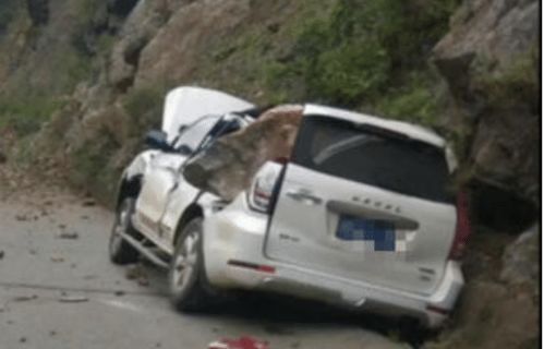 男子遭落石砸中身亡，家属索赔遇困近4个月不敢安葬