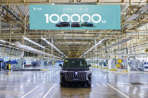 全新岚图知音满血华为20万上市，这波操作太牛啦！