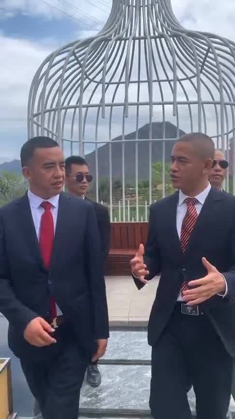 从被美制裁到超越茅台，这对江西兄弟太牛了！