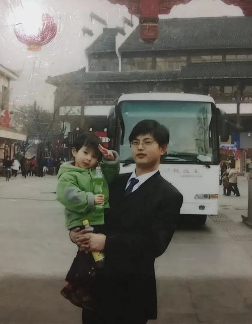 40天婴儿肝硬化，00后父亲割肝救女，感人至深！