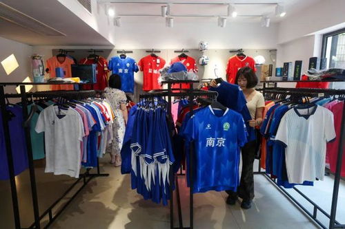 热闹的‘苏超’赛场氛围