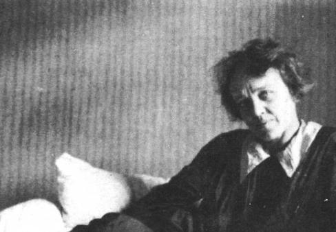 以笔为刃，以歌作枪：抗战中的文化抗争