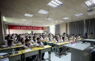 震惊！教师因与学生不文明聊天被停职，背后真相令人咋舌