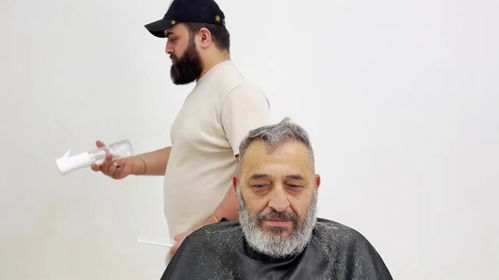 华为任正非、DeepSeek梁文锋等入选《时代》AI全球百大人物领导者榜单