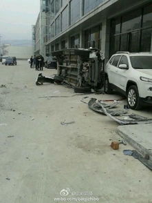 女子试驾出事故被4S店起诉，背后真相令人深思