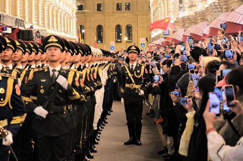 礼炮声中的震撼！中国排面在抖音刷屏背后的故事