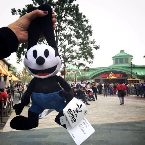 王府中环西座草堂超大史迪奇展出啦！