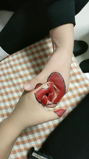 一颗纽扣，两个朋友的奇妙故事