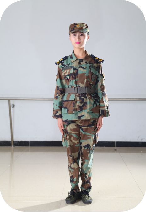 国防科大迎新生，千军万马气势震撼人心！