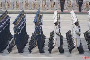 解放军仪仗司礼在越南亮相，民众欢呼沸腾！