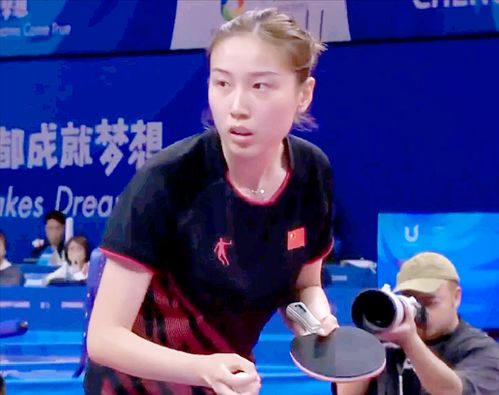 选手紧张比赛画面