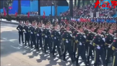 天安门广场新画面：仪仗司礼大队首次亮相