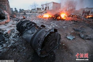 飞行员与战机合影