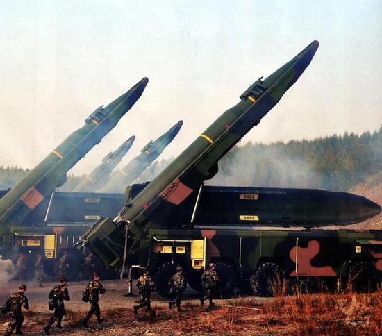 东风-26D等多型高超声速导弹亮相，彰显强大实力！