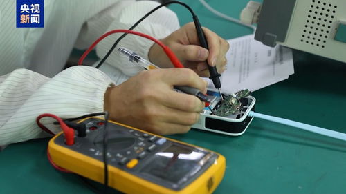 监管机构检查充电宝生产