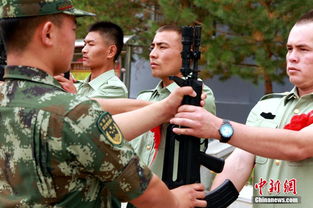 那些令人泪目的老兵瞬间，触动心底最柔软的地方