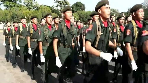 台湾网友观看阅兵直播画面