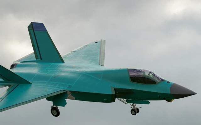 歼35侧面图