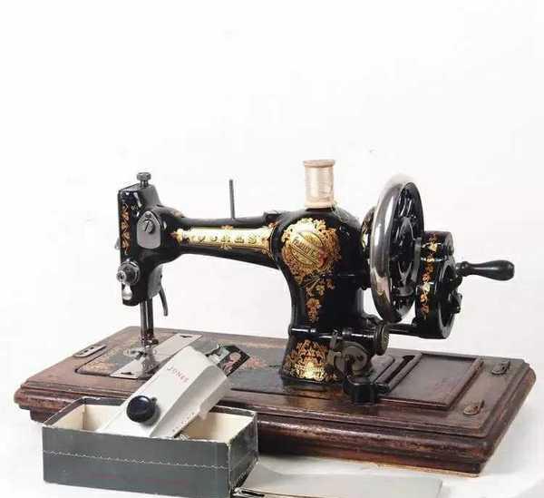 热血沸腾！80秒带你穿越80年，感受岁月变迁