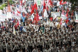 外交小插曲：印尼总统来华行程生变，背后有这些故事